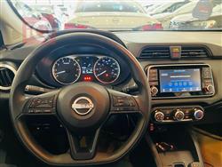 نيسان فيرسا